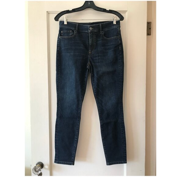 Ann Taylor | Petite Modern Skinny Ankle Jeans 6P - Picture 2 of 12